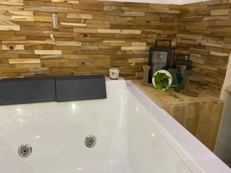 Lover Dose Spa Vierzon Eksteriør billede